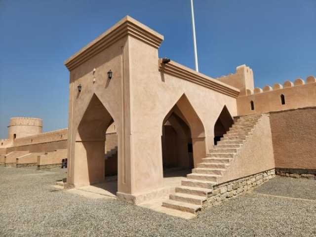 بتكلفة 186.8 ألف ريال.. انتهاء أعمال ترميم سور آل هلال في السويق