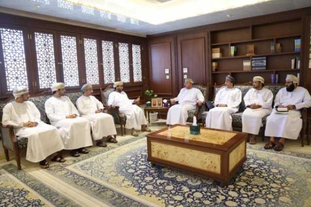 استعراض جهود تعزيز منظومة الأعمال ودعم القطاع الصناعي في الداخلية