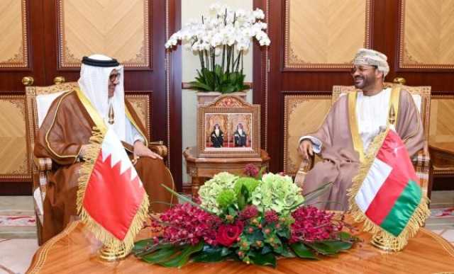 بدر بن حمد يستعرض مع الزياني العلاقات الراسخة بين عُمان والبحرين