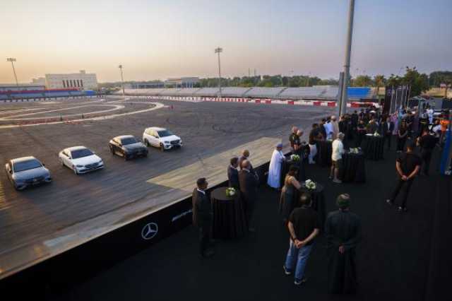 'مرسيدس-بنز' تُعيد تعريف الفخامة خلف عجلة القيادة في فعالية بـ'جمعية السيارات'