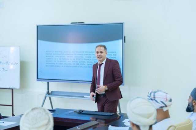 'جامعة التقنية' تنظم ورشة عمل حول الذكاء الاصطناعي والأخلاقيات والتقنيات المتقدمة