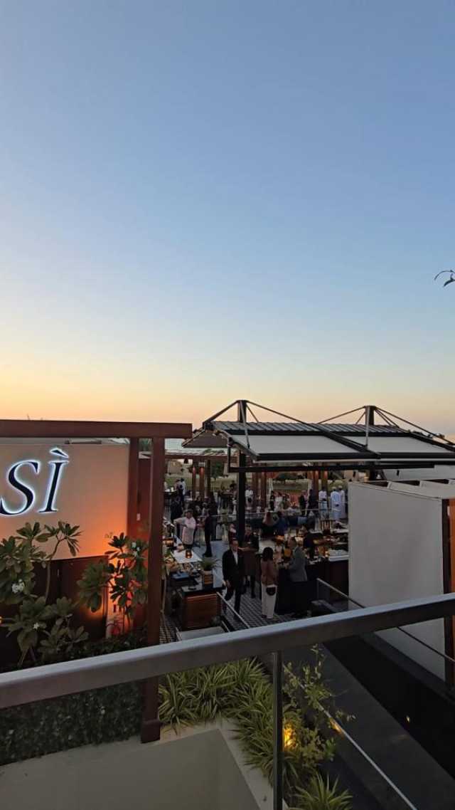 فندق 'ماندارين أورينتال مسقط' يعلن افتتاح صالة 'سي بريز' المميزة في الهواء الطلق