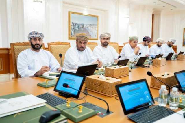 'مكتب الشورى' يستعرض طلبات الإحاطة لوزير 'الطاقة' ورئيسي 'جهاز الاستثمار' و'هيئة الاتصالات'