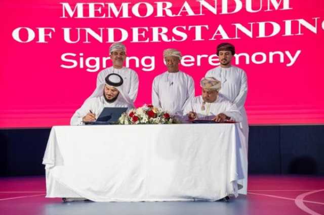 جامعة صحار تتعاون مع 'نادي هارفارد للأعمال' لتعزيز القيادة والابتكار