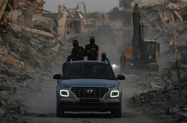 المقاومة تحسم الجدل حول مصير مقاتليها خلف 'الخط الأصفر'