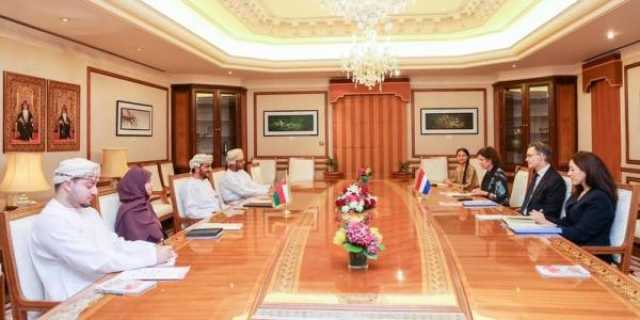 جلسة مشاورات سياسية بين سلطنة عُمان وهولندا