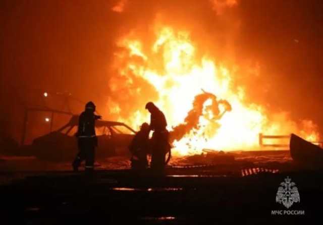 دوي انفجار كبير واندلاع حريق بخط أنابيب غاز في منطقة روسية