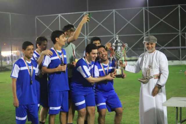 فريق 'الطلبة' يتوّج بدوري كلية التربية في الرستاق