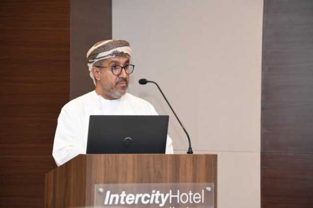 الجمعية العقارية العُمانية تبحث مع التجارة والصناعة تطوير منصة عُمان للأعمال وبرنامج الإقامة الذهبية