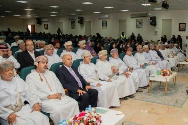 160 باحثًا من 16 دولة في مؤتمر جامعة نزوى للدراسات العليا