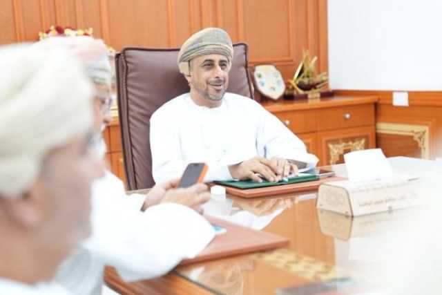 استعراض نسبة الإنجاز بمشروع 'العنونة' في جنوب الباطنة