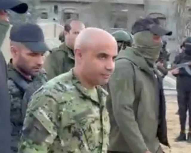 غسان الدهيني.. وجه جديد يقود الحملة المسلحة ضد 'حماس'