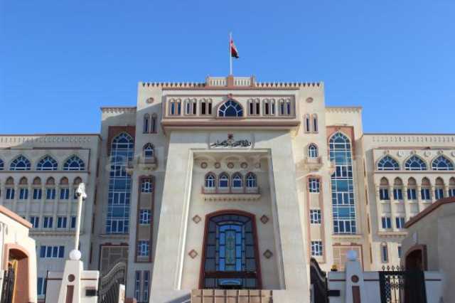 تحويل الدارسة عن بعد في 4 ولايات