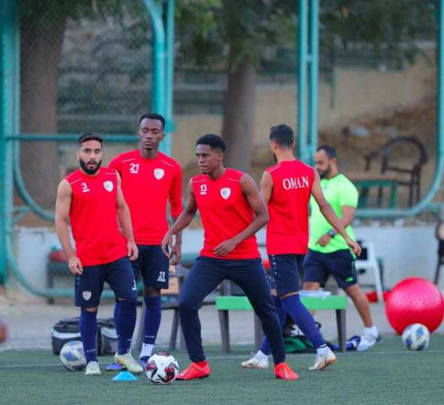 'الأحمر الأولمبي' يتسلح بالجاهزية الفنية والروح العالية أمام سوريا في تصفيات كأس آسيا.. اليوم