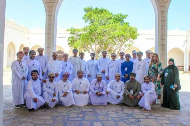 زيارات ميدانية وثقافية في ختام أعمال 'ملتقى الصحفيين' بمحافظة ظفار