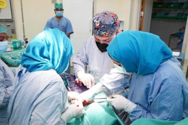 المستشفى السلطاني ينجح في إجراء عملية معقدة