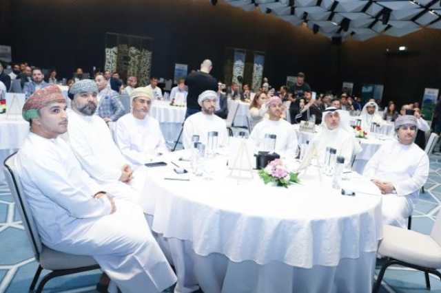 التعريف بالمقومات السياحية العمانية في الكويت