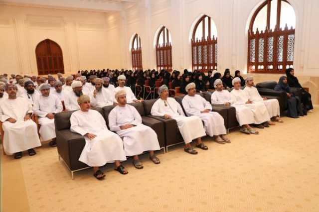بدء فعاليات الأسبوع التقني لتنمية مهارات المعلمين بـ'تعليمية الداخلية'