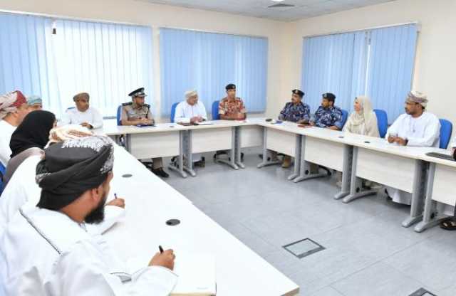 تسيير فريق طبي إلى ظفار لرفد وتعزيز خدمات الاستجابة الطبية