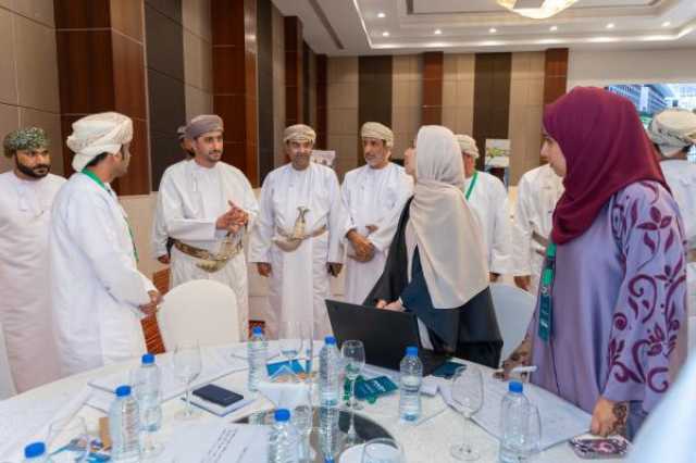 تتضمن 441 مشروعا.. توقيع وثيقة تنفيذ الاستراتيجية الوطنية للتنمية العمرانية بشمال الباطنة