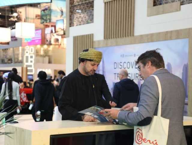 عقد 1380 لقاء عمل في الجناح العماني بـ'معرض سوق السفر العالمي'