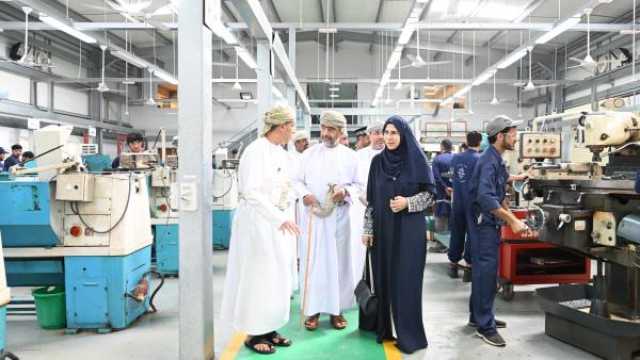 افتتاح مختبر المحاكاة والواقع الافتراضي بالكلية المهنية في صور