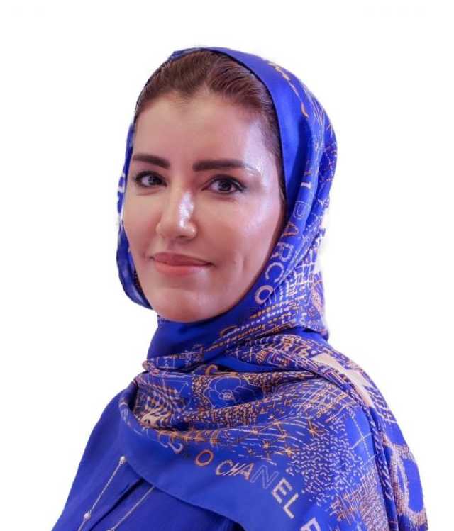 الأم بين قدسية الدور وجدل المناسبات