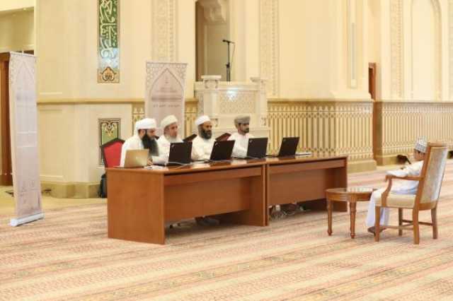 58 مشاركًا بتصفيات مسابقة السلطان قابوس للقرآن في بركاء