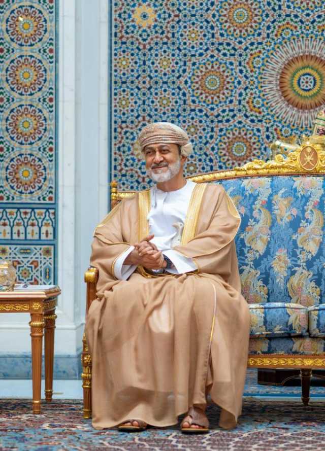جلالة السلطان والرئيس الإيراني يعقدان جلسة مباحثات رسمية