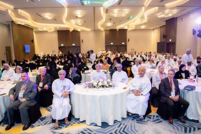 'ندوة اللغة العربية' تستعرض الرؤى والتجارب العملية في التعليم والتعلّم