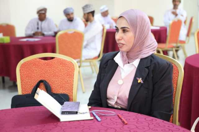 التعريف باللائحة التنظيمية للمبادرات الشبابية في جنوب الباطنة