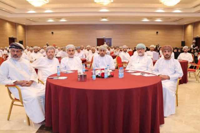 استعراض الخطة السنوية لجنوب الباطنة في اللقاء السنوي للموظفين