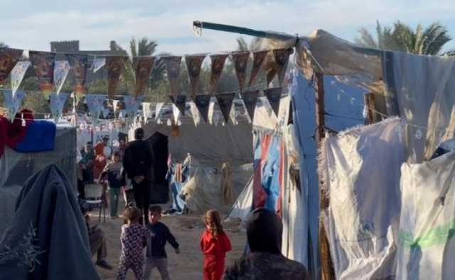 وسط الموت والجوع.. كيف استقبل سكان غزة شهر رمضان (صور)