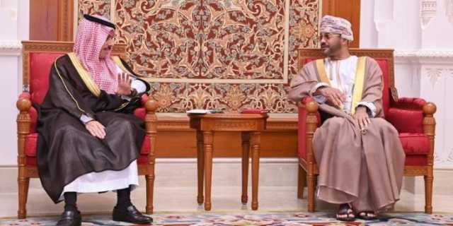 بدر بن حمد يستقبل وزير الخارجية السعودي