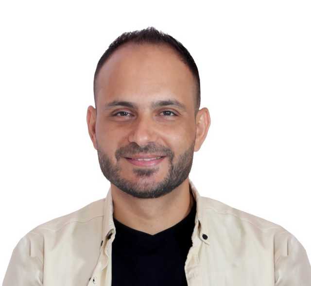 حين يدخل الذكاء الاصطناعي باب المدرسة.. من يبقى في الداخل؟!