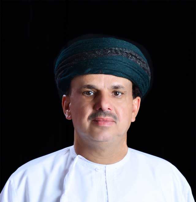 ارفع رأسك.. أنت عُماني؟!