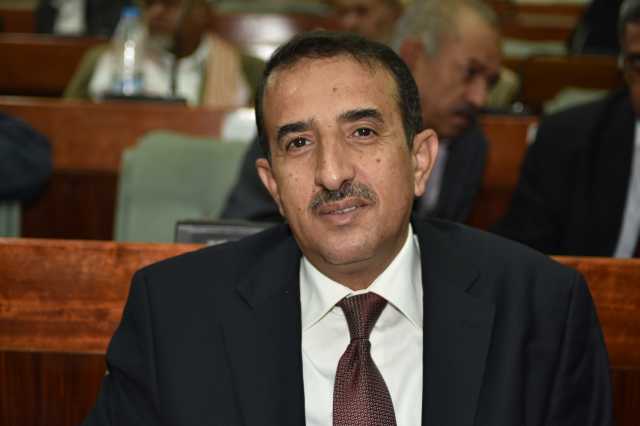 الرويشان يهنئ قائد الثورة ورئيس وأعضاء المجلس السياسي بذكرى ثورة 14 أكتوبر