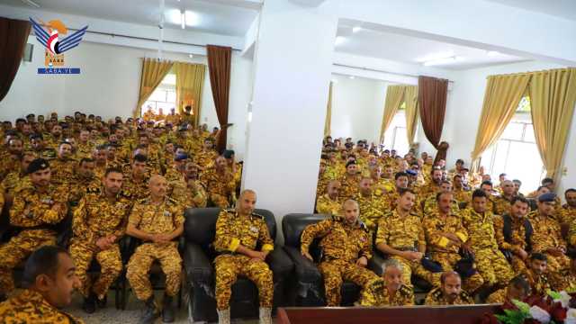 اجتماع بصنعاء يناقش آلية التأهيل الميداني لأفراد حراسة المنشآت وحماية الشخصيات