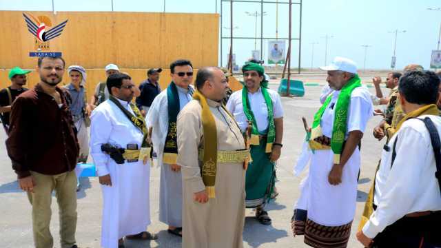 مقبولي والشرماني وقحيم يطلعون على التجهيزات بساحة فعالية المولد النبوي بالحديدة