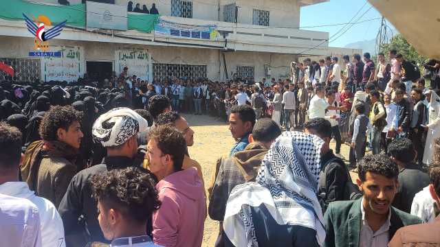 وقفة في تعز تضامنًا مع الشعب الفلسطيني