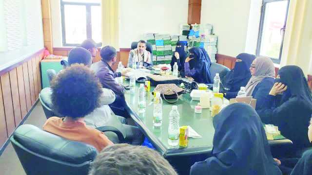 وكيل وزارة الصناعة لقطاع التجارة الداخلية يؤكد دعم الوزارة للأسرة المنتجة وتسويق منتجاتها