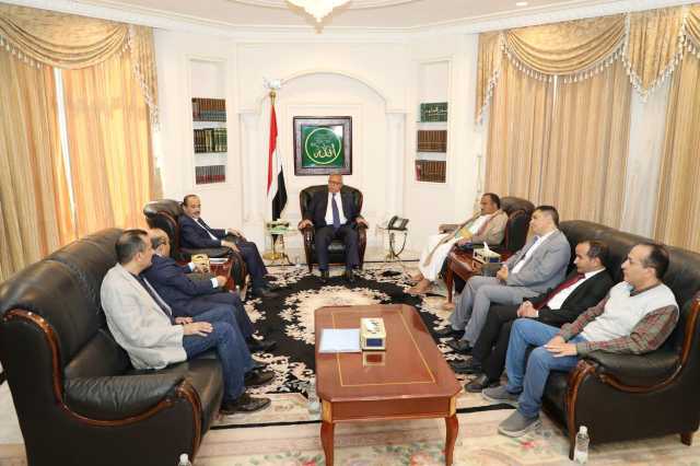 الدكتور بن حبتور يشيد بمستوى الأداء العام لمستشفى الكويت التعليمي