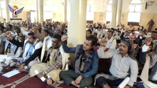 مديريات تعز تشهد فعاليات ووقفات ومعرض للصور بمناسبة ذكرى الشهيد