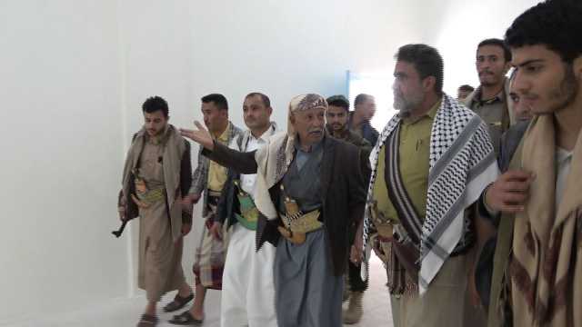 محافظ البيضاء يتفقد أعمال الصيانة والترميم في الإصلاحية المركزية بمدينة رداع