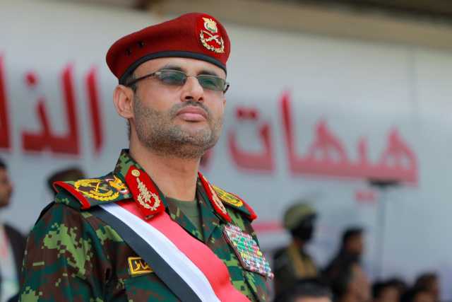 الرئيس المشاط يرأس اجتماعاً مهماً لقيادة وزارة الدفاع ورئاسة هيئة الأركان وقادة المناطق العسكرية