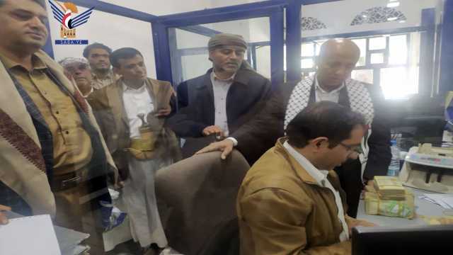 مجلس الشورى يسلم للبريد الدعم الشهري للقوة الصاروخية والطيران المسير