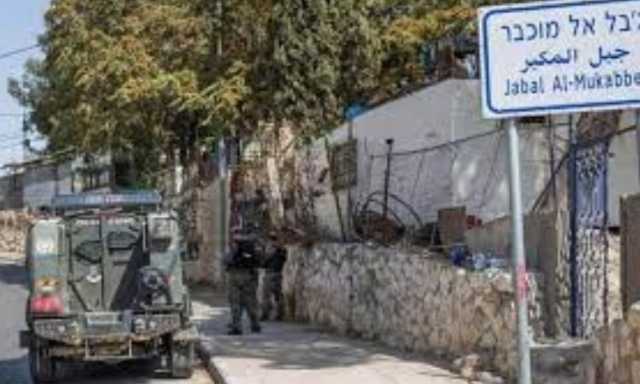 العدو يقتحم جبل المكبر والعيسوية بالقدس ويفرض غرامات قرب باب الساهرة
