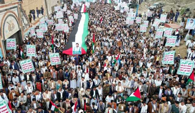 حجة.. 15 مسيرة ووقفة تحت شعار “مع غزة ملتزمون حتى النصر”