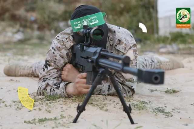 كتائب القسام تعلن قنص جندي صهيوني بمحيط مجمع الشفاء