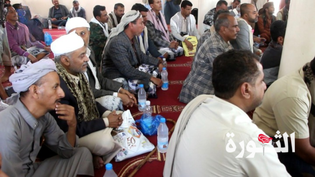 المساوى يناقش مع مشايخ ووجهاء ماوية سبل إنجاح الدورات الصيفية بالمديرية